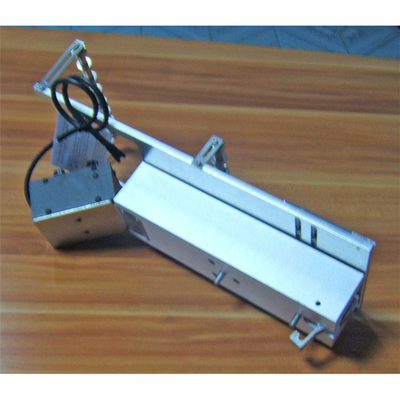 El alimentador del tubo del alimentador 3 del palillo del alimentador de la vibración de Yamaha para la selección de SMT y el lugar trabajan a máquina 220v 24v