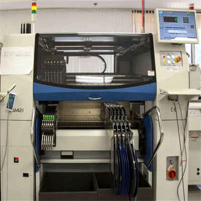 La selección del mounter sm421 SAMSUNG del microprocesador de SMT y la máquina de alta velocidad del lugar utilizaron